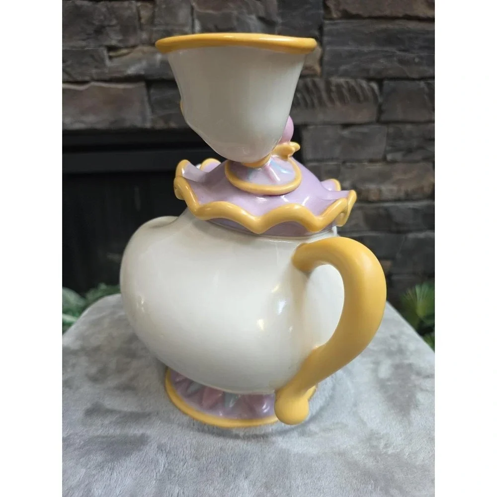 Disney Beauty and the Beast Mrs. Potts & Chip Cookie Jar Never Used Sat In Cabin